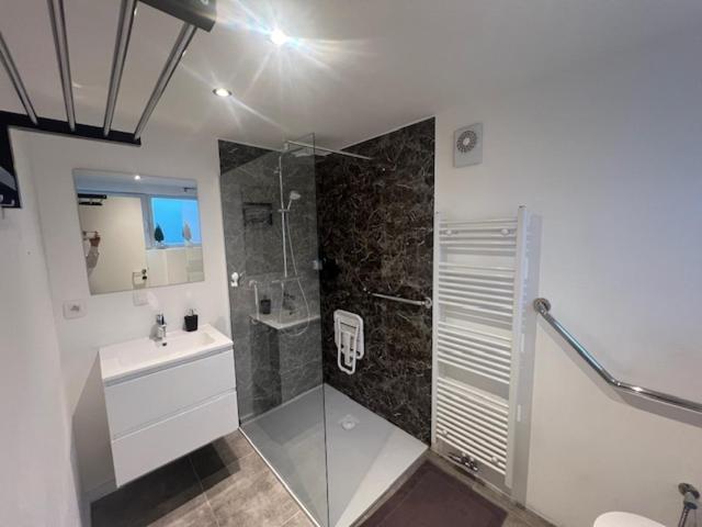 Cosy Hotel Mechelen Bagian luar foto